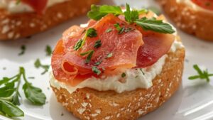 recette - Bruschetta à la confiture de tomates au romarin, ricotta et jambon cru